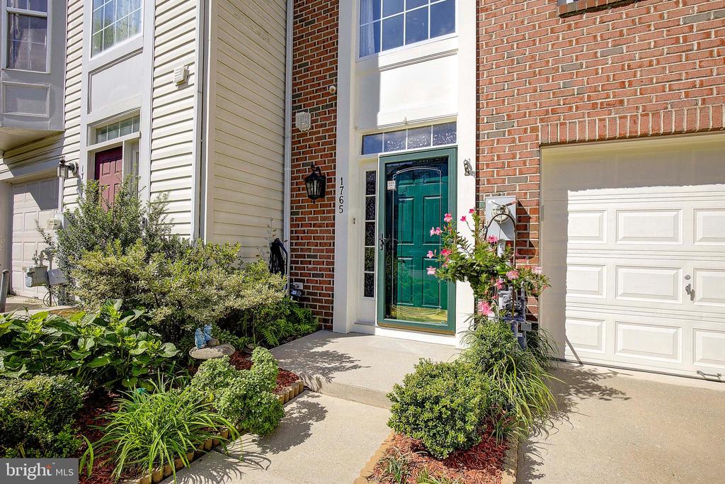 1765 Sea Pine Cir