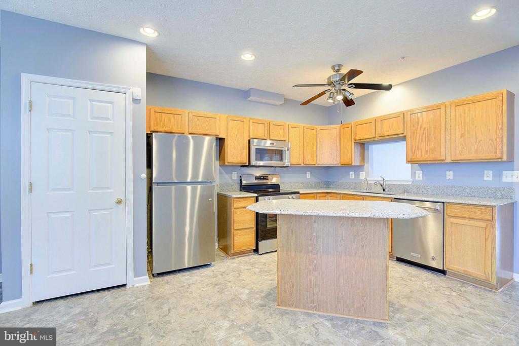 1765 Sea Pine Cir