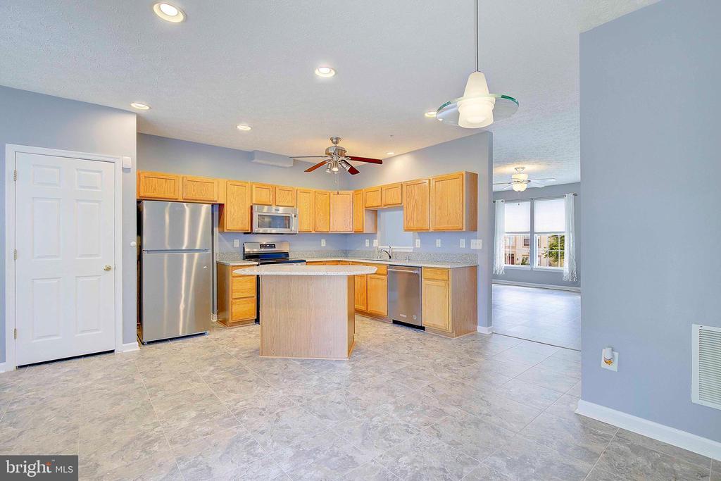 1765 Sea Pine Cir