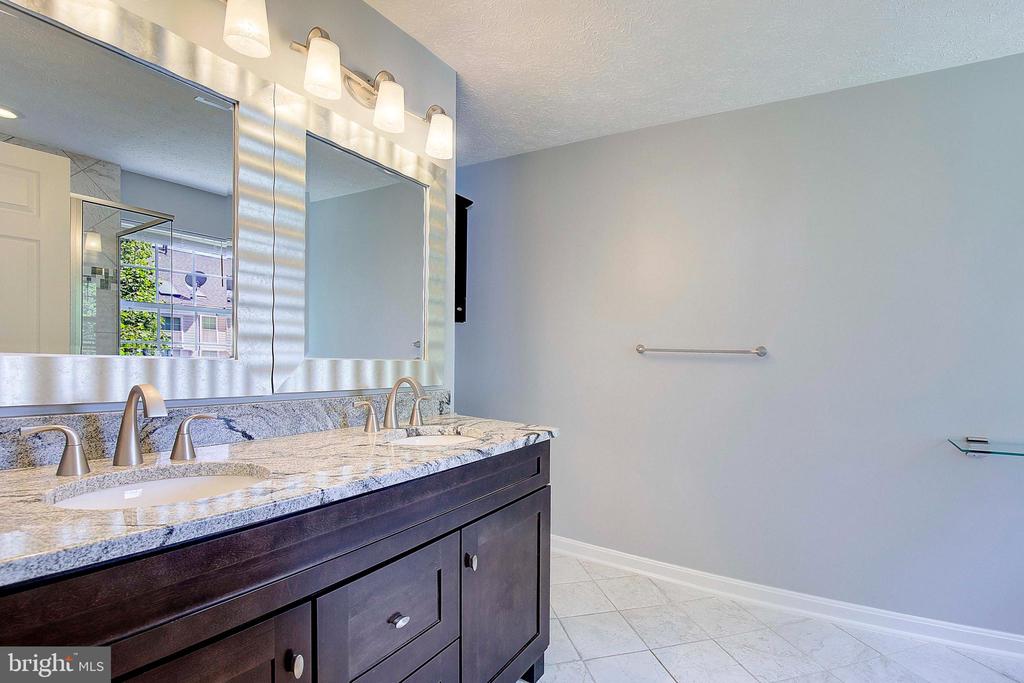 1765 Sea Pine Cir