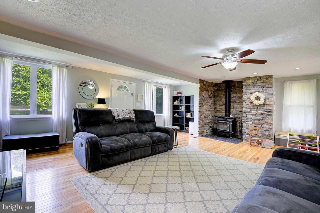 7969 Quarterfield Rd
