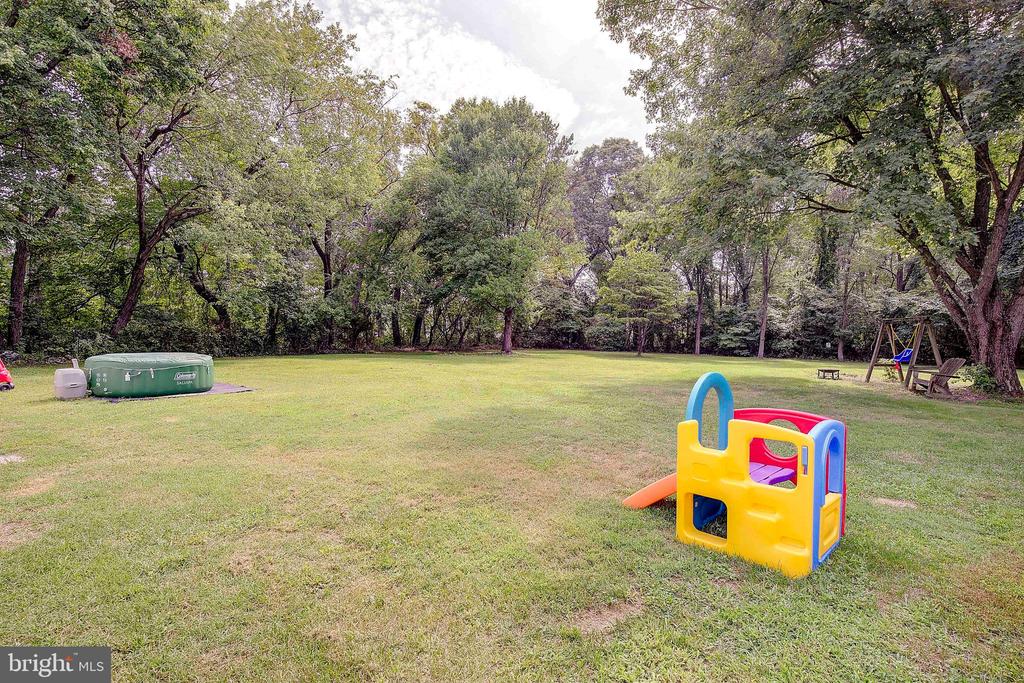 7969 Quarterfield Rd