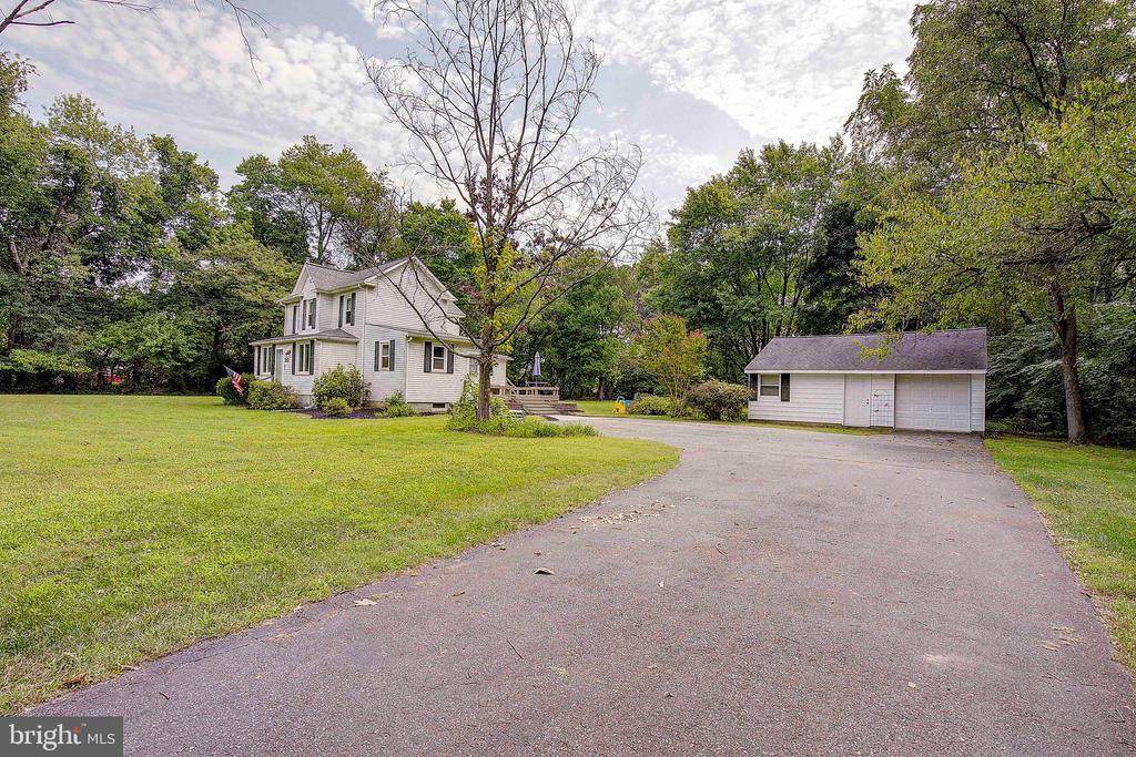 7969 Quarterfield Rd