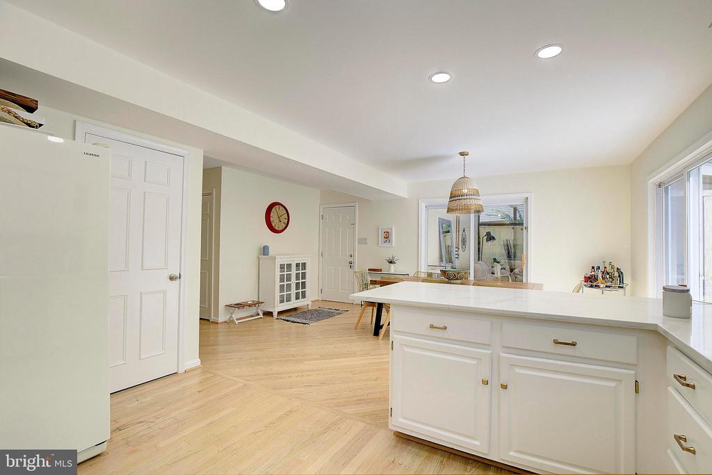 3243 Blackwalnut Dr