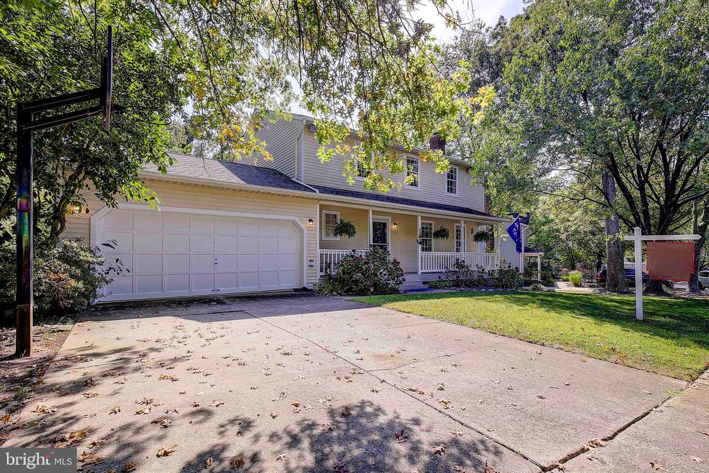 3243 Blackwalnut Dr