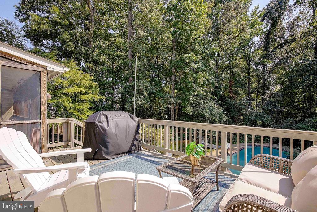 3243 Blackwalnut Dr