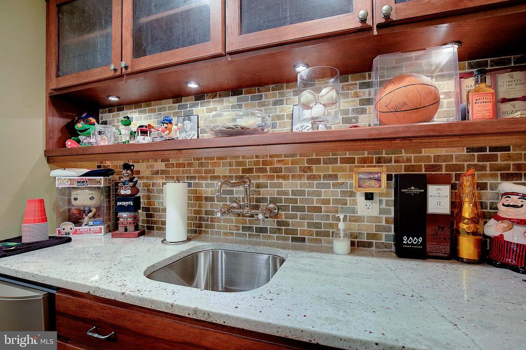 206 Kirchner Ct