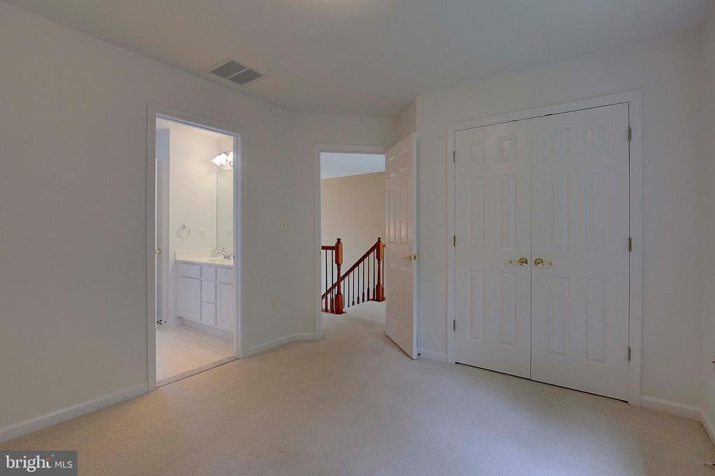 206 Kirchner Ct