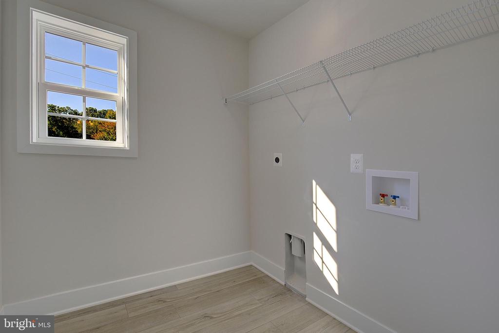 311-A Poplar Ave