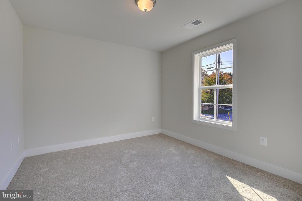 311-A Poplar Ave