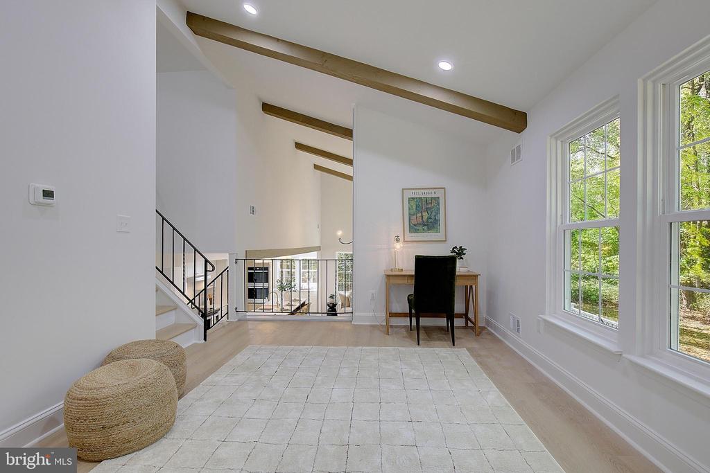 2997 Southaven Dr