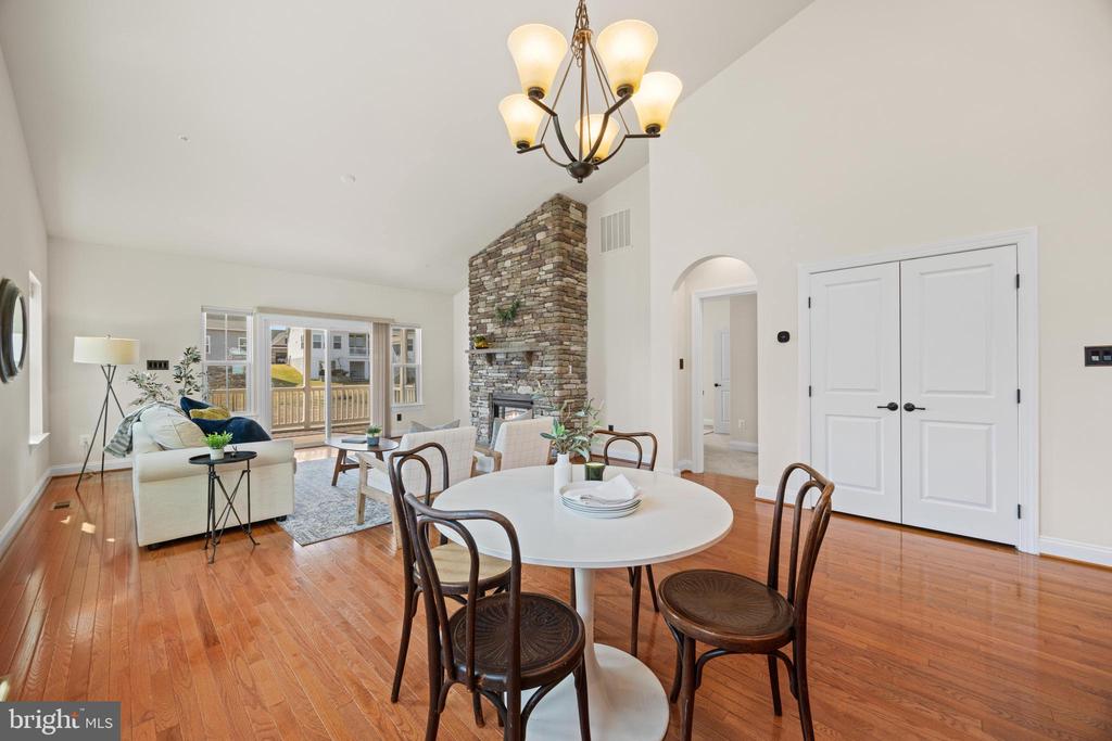 3061 SUNNY RIDGE DRIVE