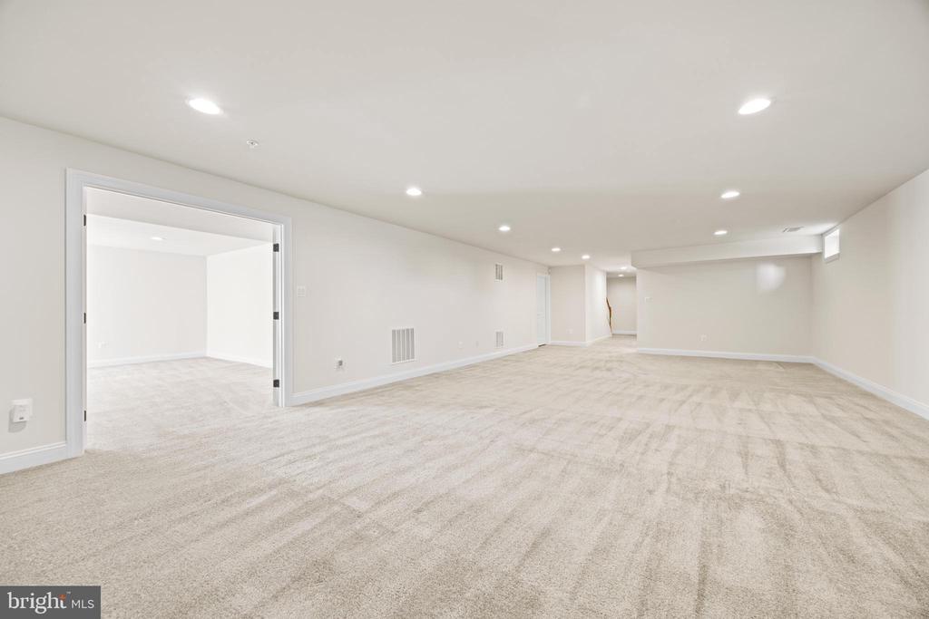 3061 SUNNY RIDGE DRIVE