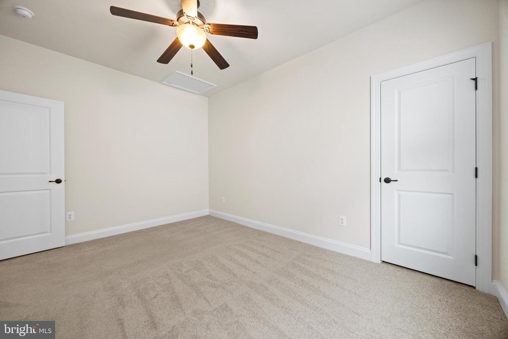 3061 SUNNY RIDGE DRIVE