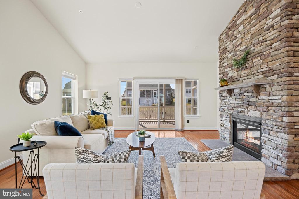 3061 SUNNY RIDGE DRIVE