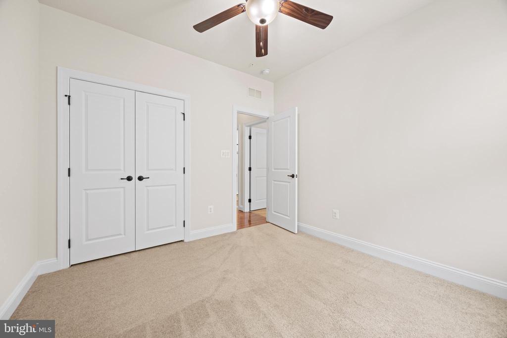 3061 SUNNY RIDGE DRIVE