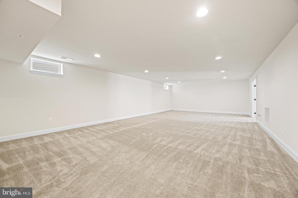 3061 SUNNY RIDGE DRIVE