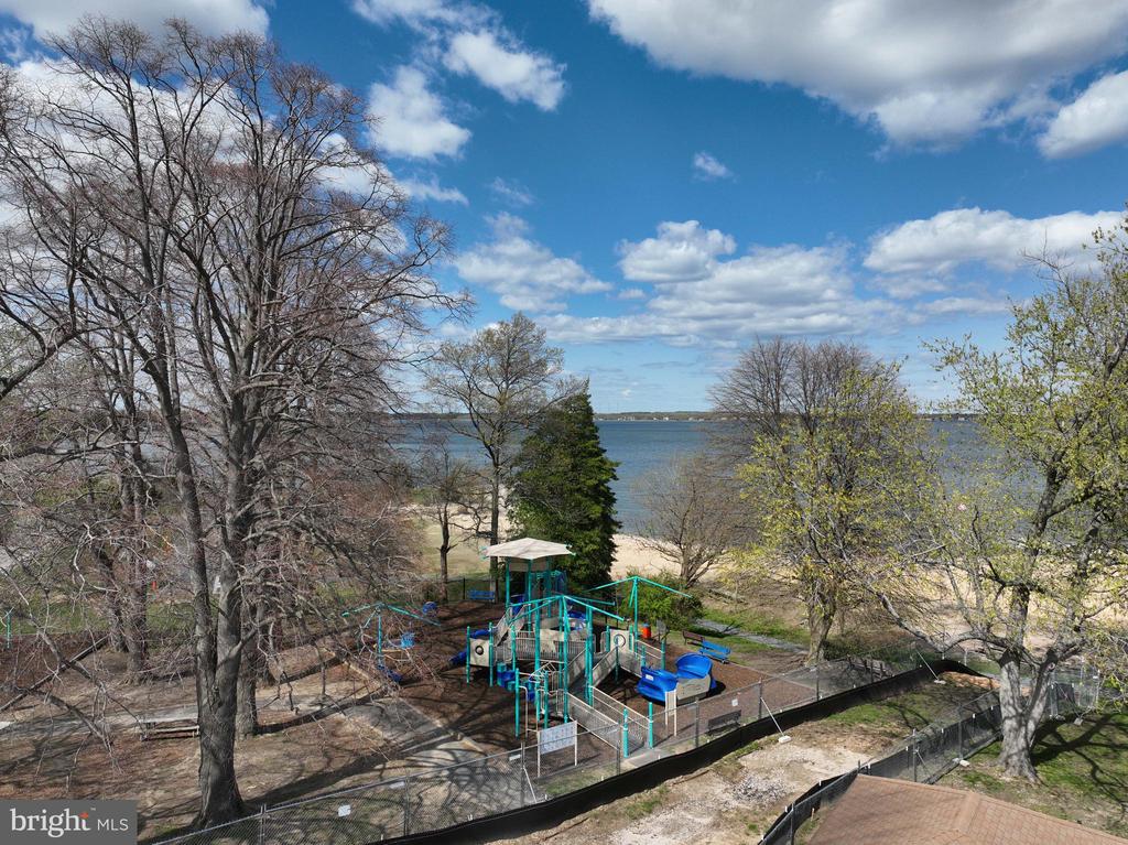 1400 REHLING DRIVE