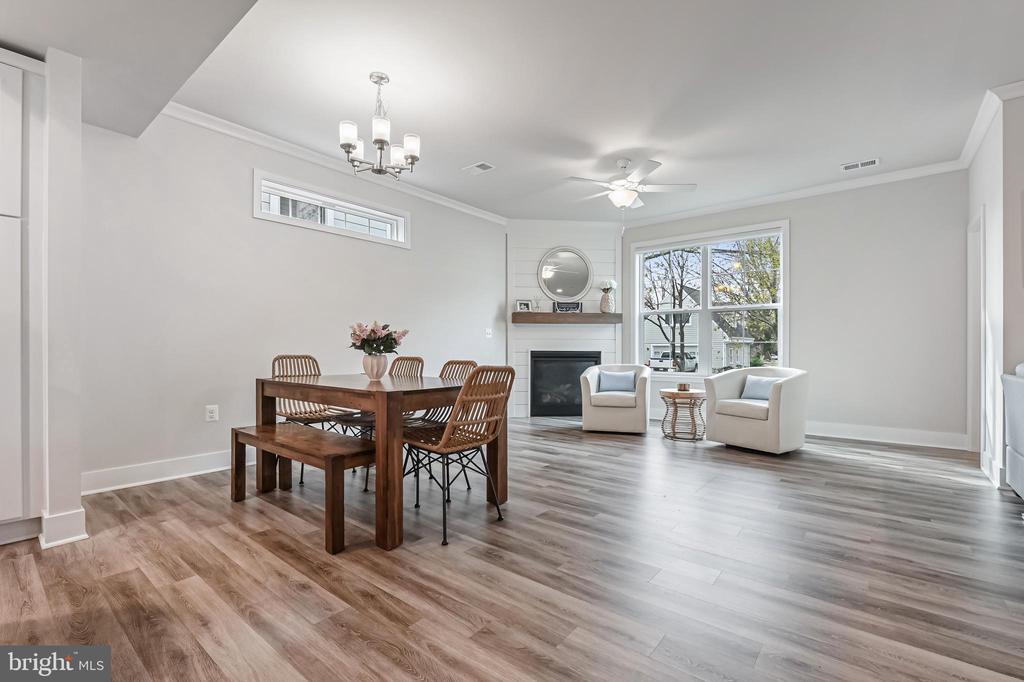 1400 REHLING DRIVE