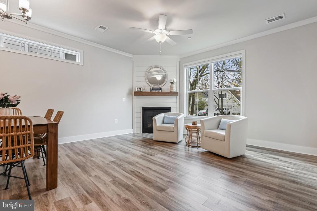 1400 REHLING DRIVE