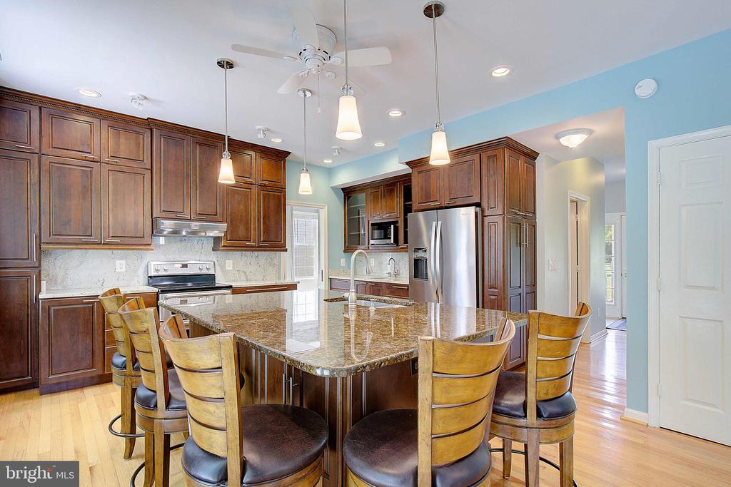 3592 LOCH HAVEN DRIVE
