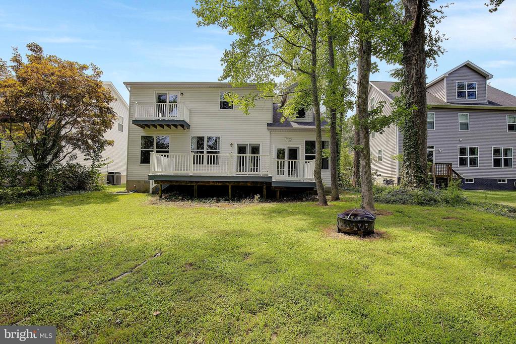3592 LOCH HAVEN DRIVE