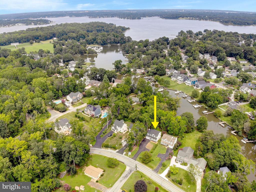 3592 LOCH HAVEN DRIVE
