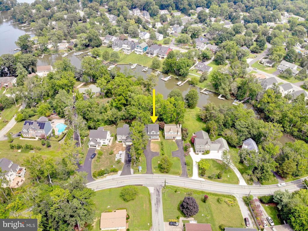 3592 LOCH HAVEN DRIVE