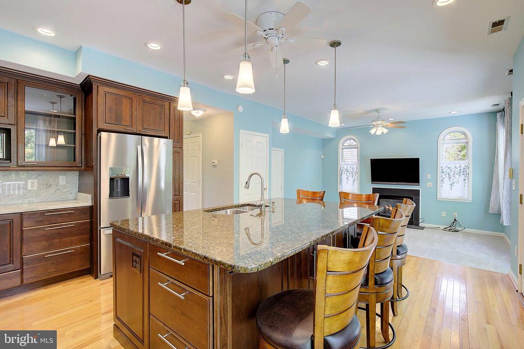 3592 LOCH HAVEN DRIVE
