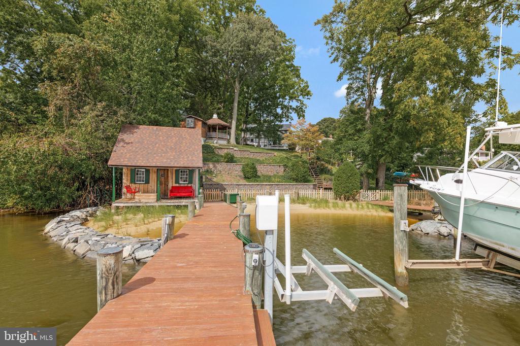 4002 TUDOR HALL ROAD