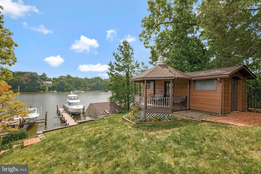 4002 TUDOR HALL ROAD