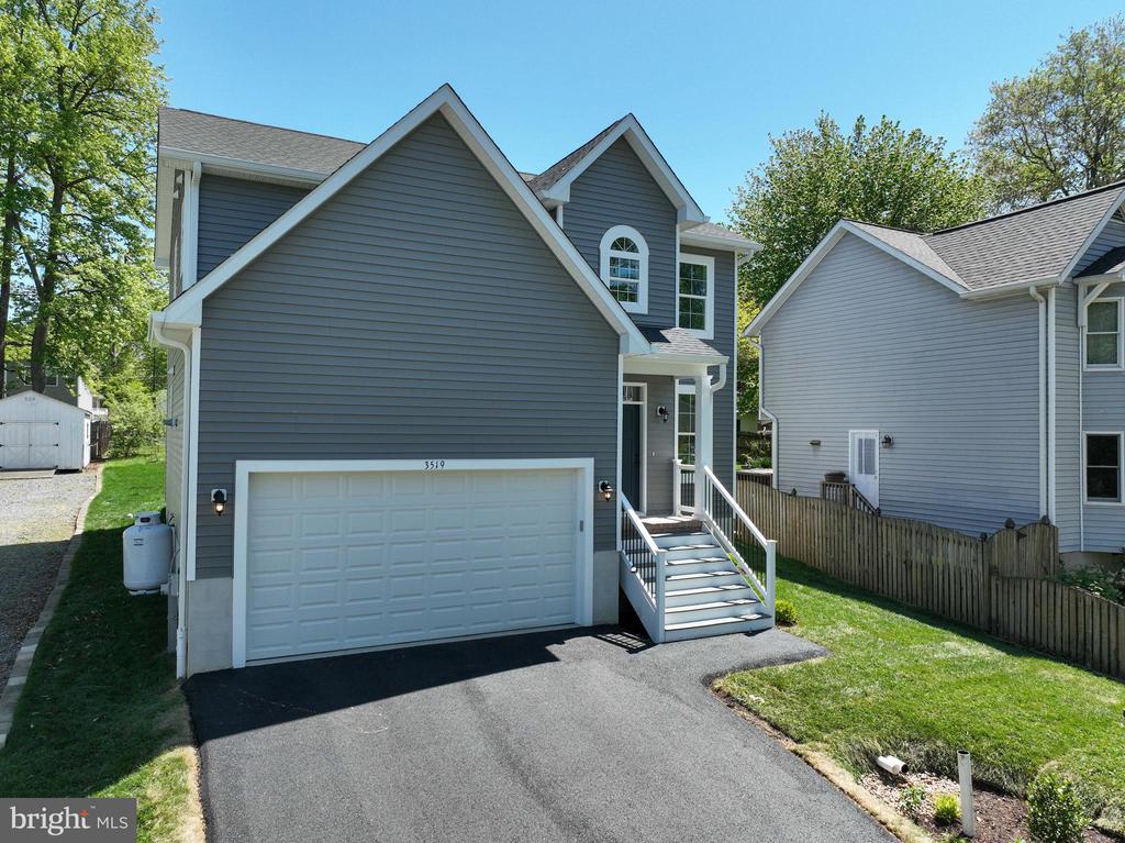 3519 CEDAR DRIVE
