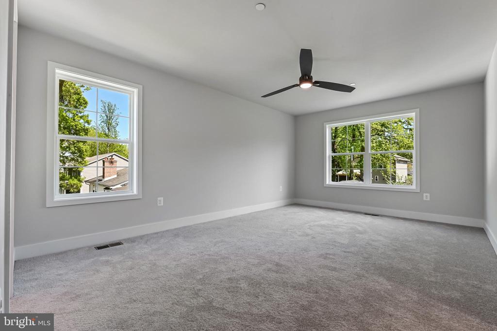 3519 CEDAR DRIVE