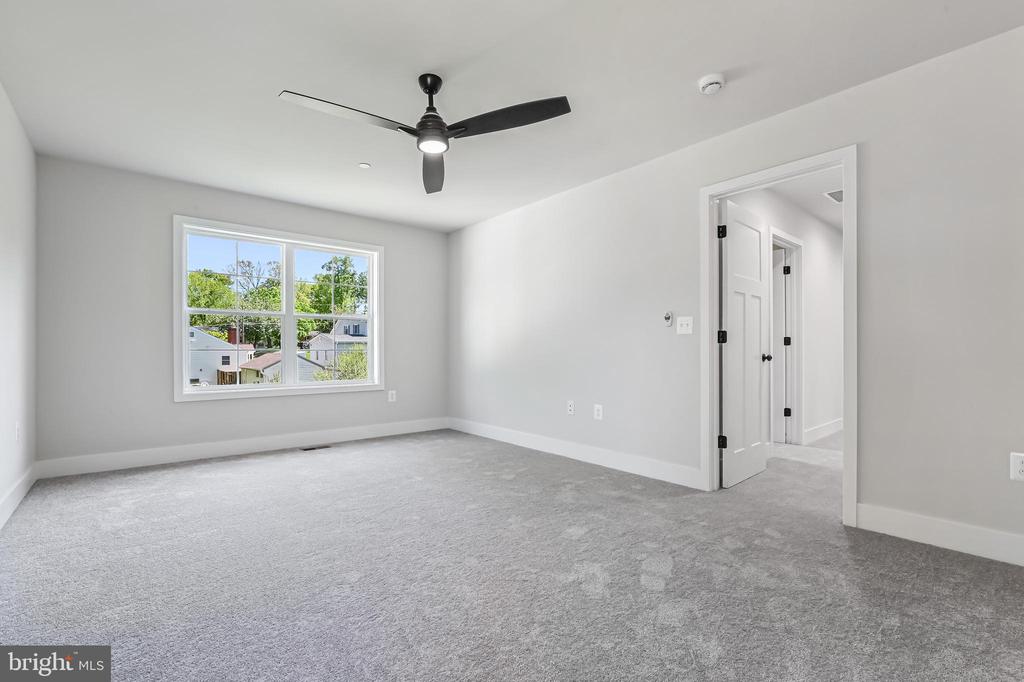 3519 CEDAR DRIVE