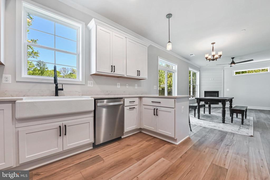 3519 CEDAR DRIVE