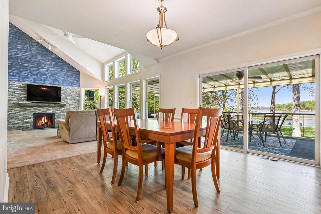 3313 LERITZ LANE