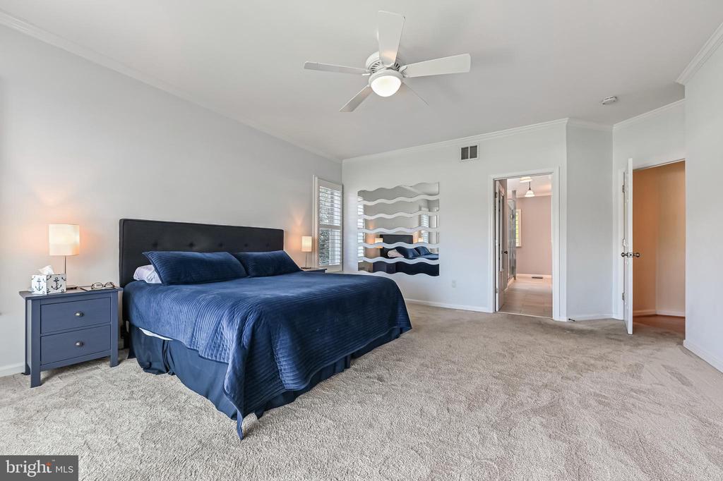 3313 LERITZ LANE