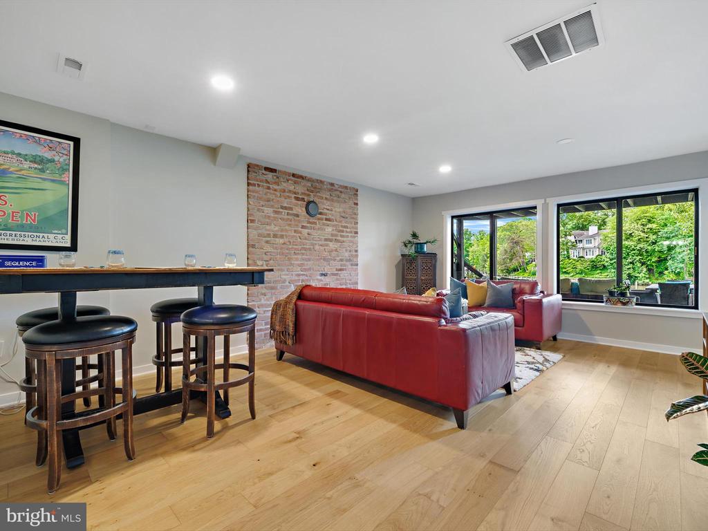 822 MILL CREEK ROAD