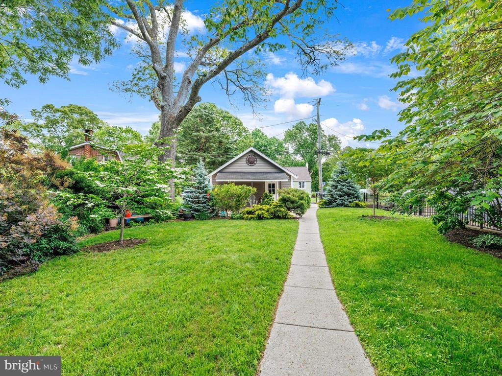 822 MILL CREEK ROAD