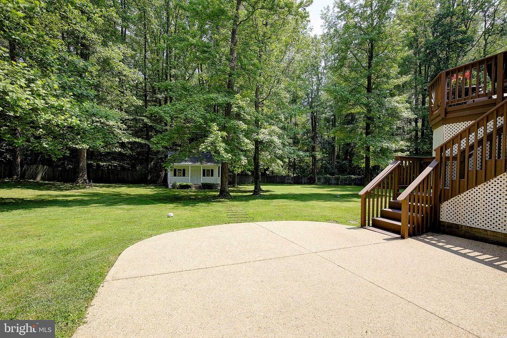 3707 EAGLES NEST COURT