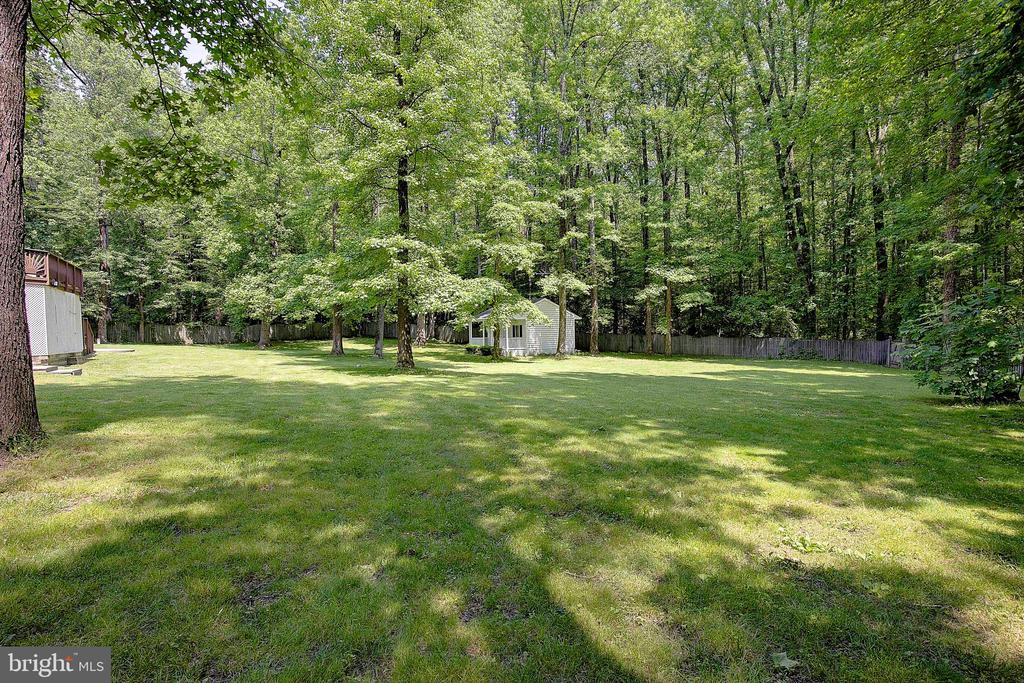 3707 EAGLES NEST COURT