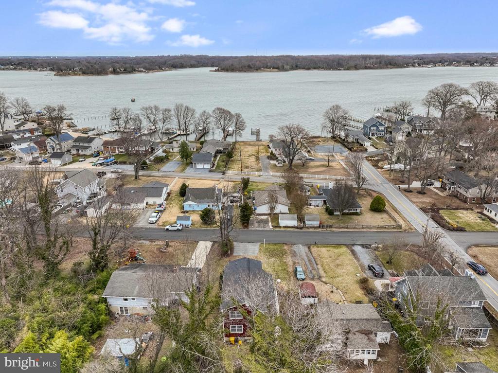 468 RIVERVIEW DRIVE