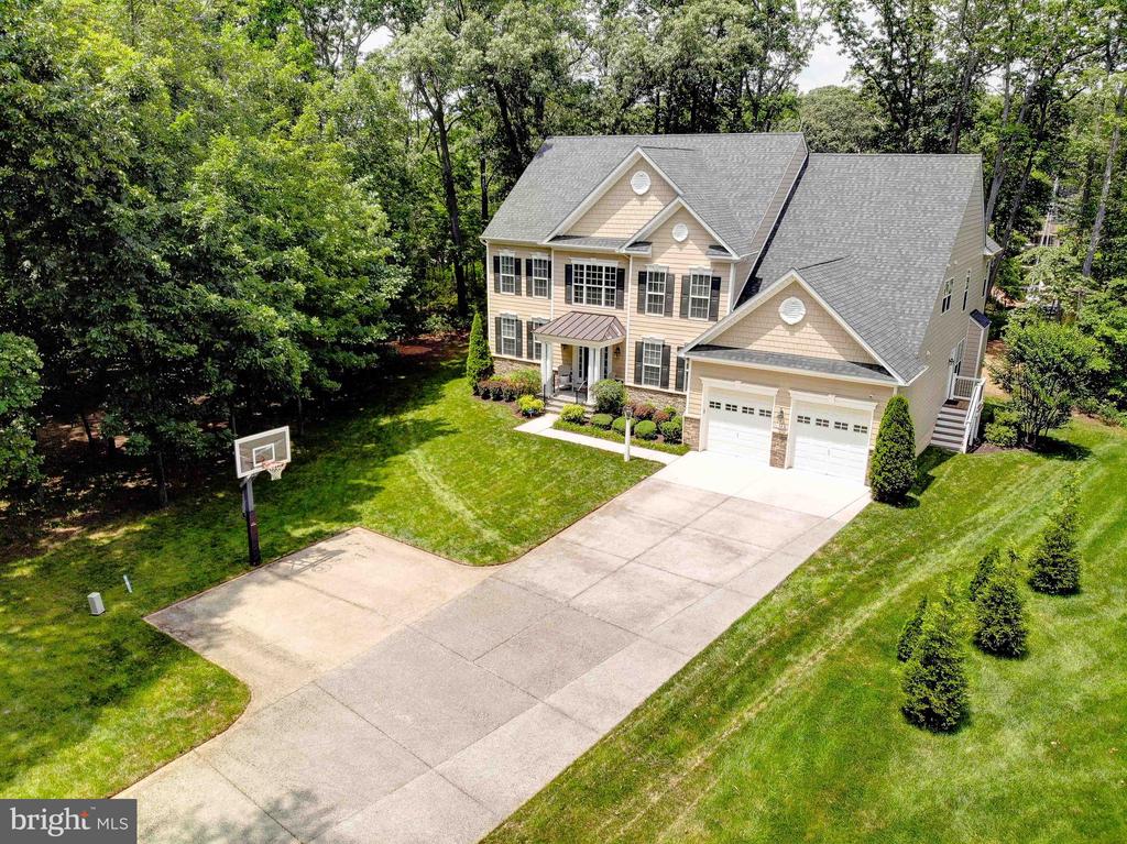 34 CHARTHAM LANE