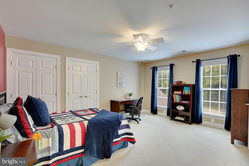 34 CHARTHAM LANE