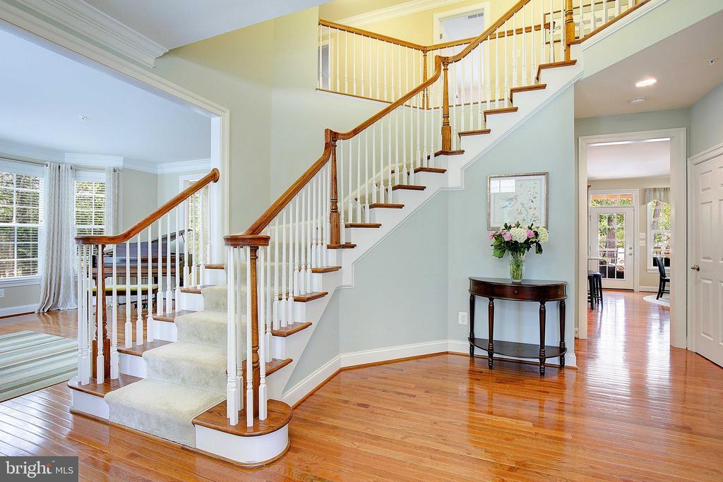 34 CHARTHAM LANE