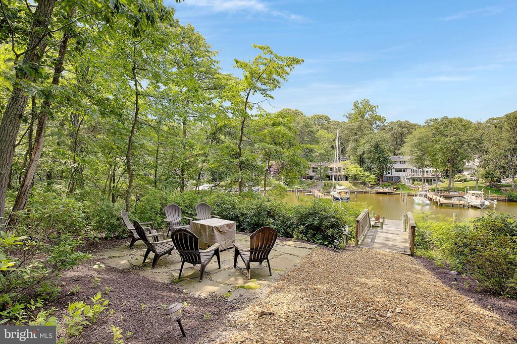 34 CHARTHAM LANE