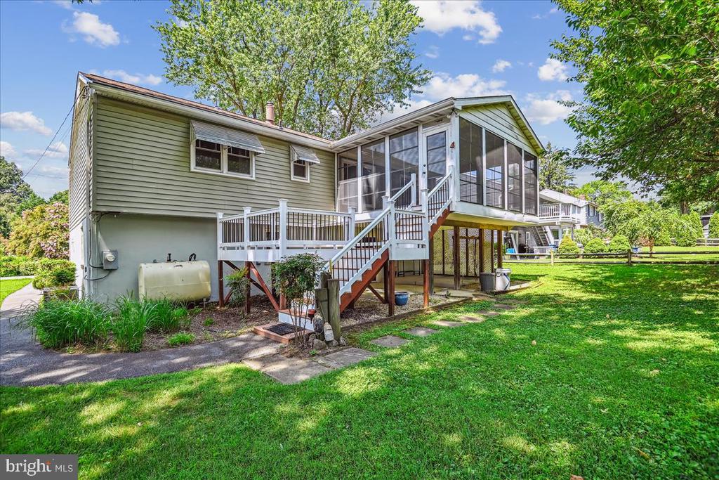 84 GREAT LAKE DRIVE