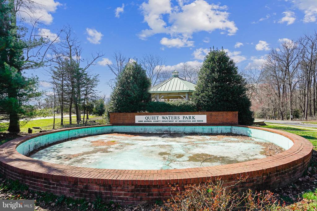 84 GREAT LAKE DRIVE