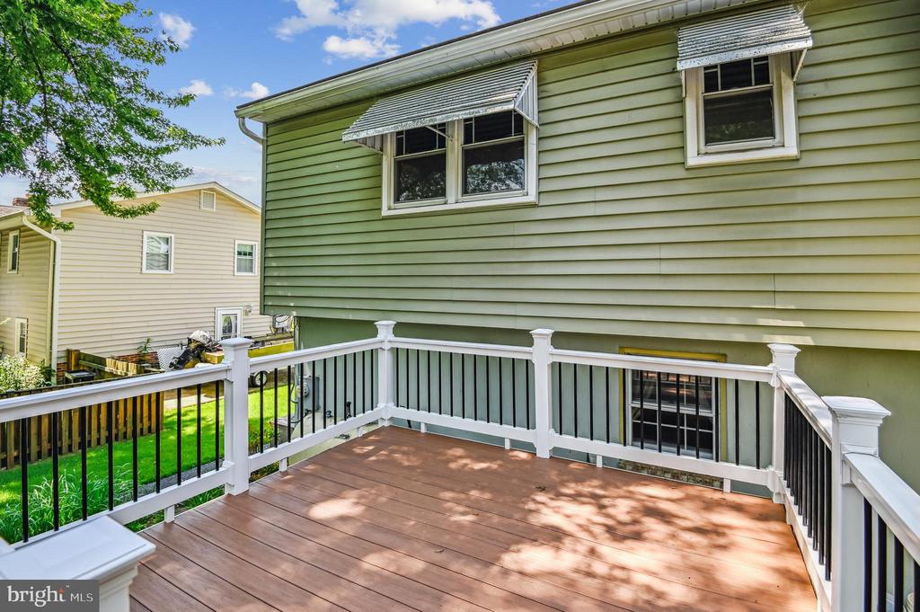 84 GREAT LAKE DRIVE