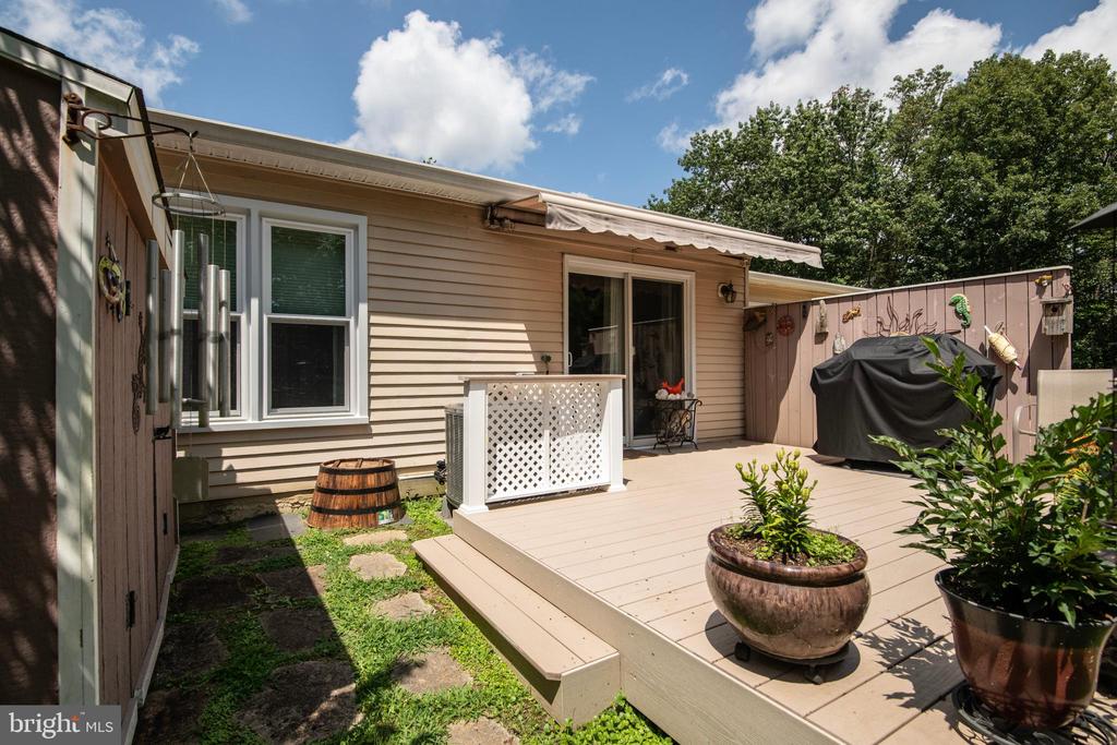 912 TOPMAST WAY